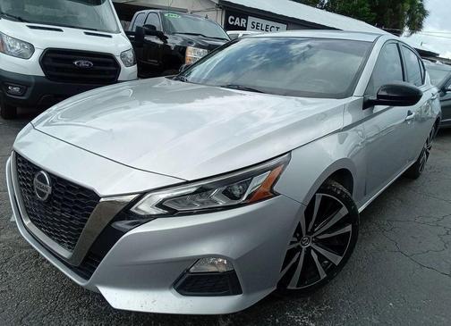 2020 Nissan Altima SR FWD