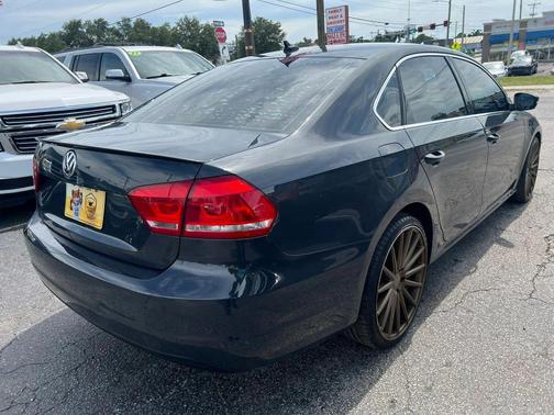 Urano Gray 2015 Volkswagen Passat 1.8T Auto Sport
