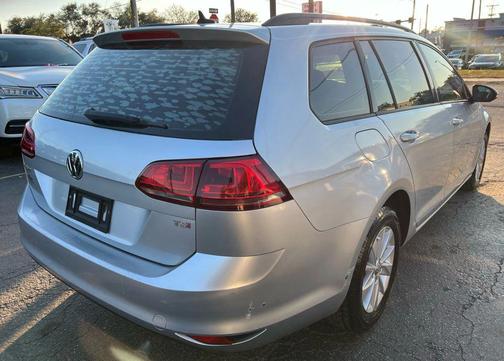 2017 Volkswagen Golf SportWagen TSI SEL
