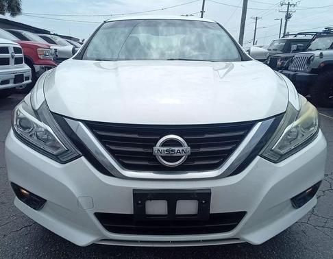2017 Nissan Altima 2.5 SV