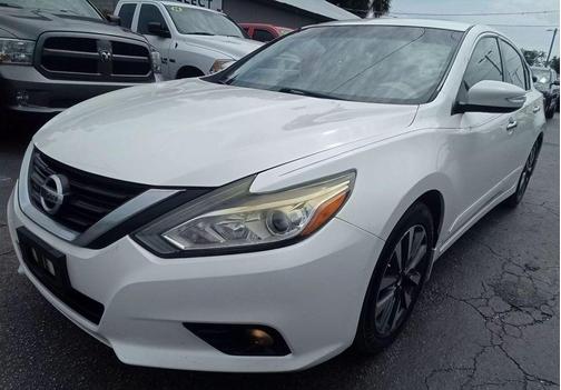 2017 Nissan Altima 2.5 SV