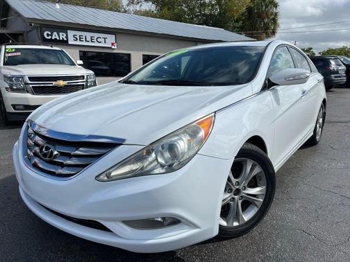 2011 Hyundai SONATA Limited