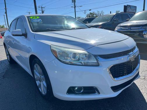 2015 Chevrolet Malibu 2LT