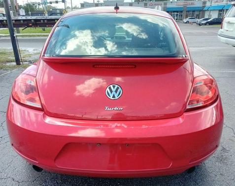 2012 Volkswagen Beetle Base