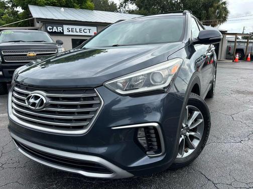 2017 Hyundai SANTA FE SE