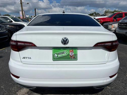 White 2019 Volkswagen Jetta 1.4T R-Line