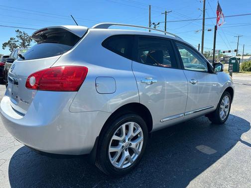 2011 Nissan Rogue SV