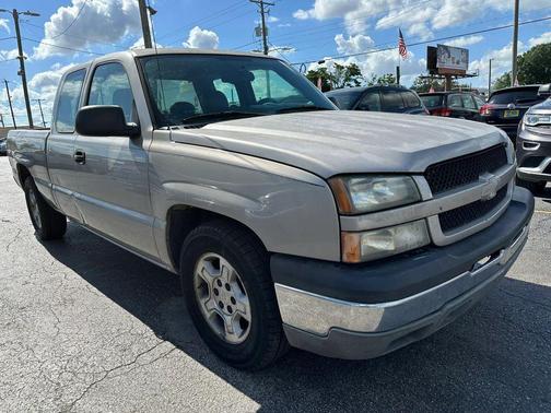 Gray 2007 Chevrolet Silverado 1500 Work Truck