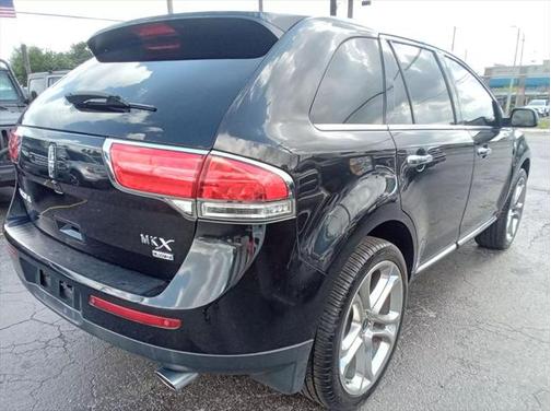2014 Lincoln MKX Base