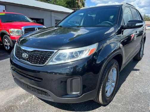 Ebony Black 2015 Kia Sorento LX