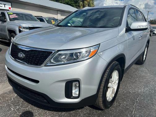 2014 Kia Sorento LX