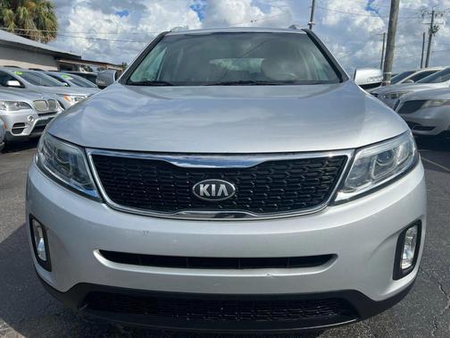 2014 Kia Sorento LX