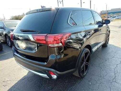 2018 Mitsubishi Outlander ES