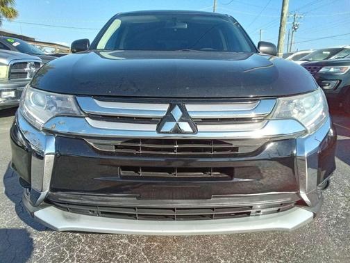 2018 Mitsubishi Outlander ES