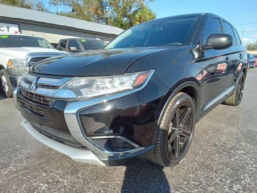 2018 Mitsubishi Outlander ES