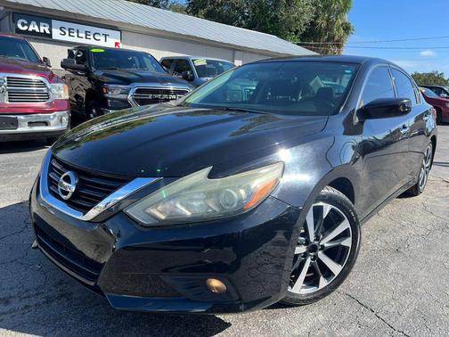 Super Black 2017 Nissan Altima 2.5 SR