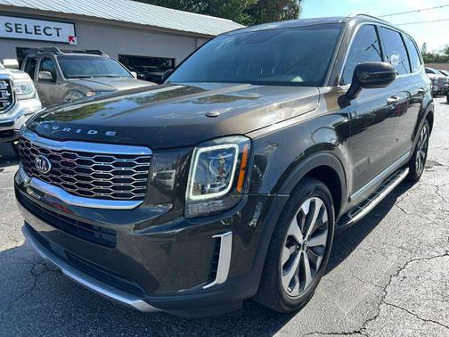 Dark Moss 2020 Kia Telluride S