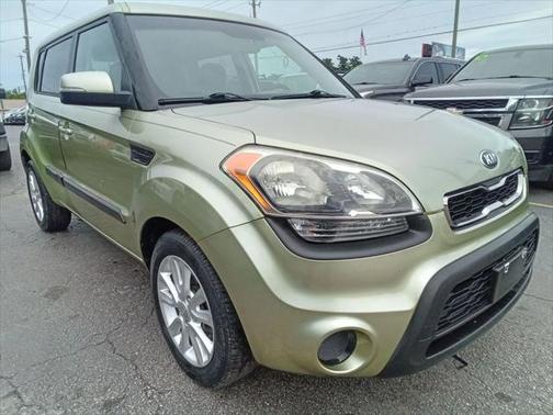 2013 Kia Soul +