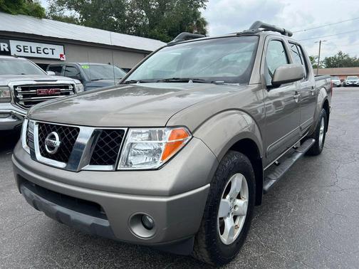 Gray 2006 Nissan Frontier LE Crew Cab