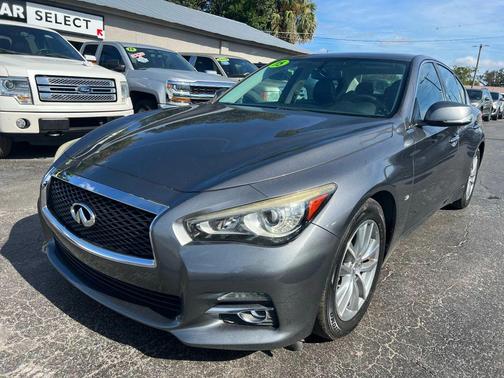 2015 INFINITI Q50 Premium