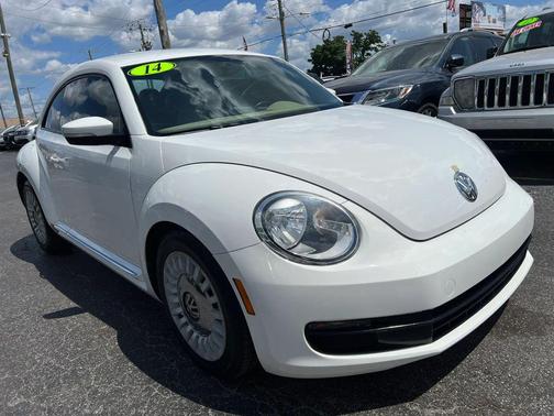 Candy White 2014 Volkswagen Beetle 2.5L