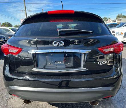 2017 INFINITI QX70 Base