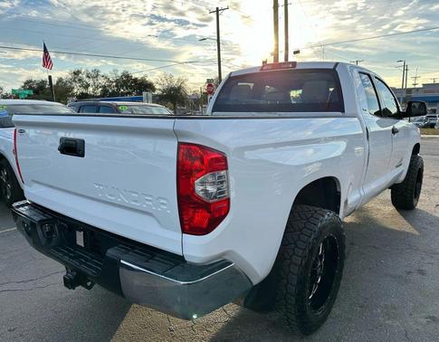 2014 Toyota Tundra SR5