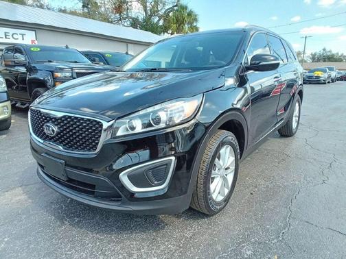 2018 Kia Sorento LX