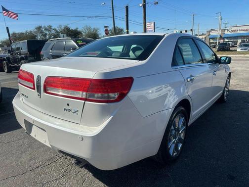 2010 Lincoln MKZ Base