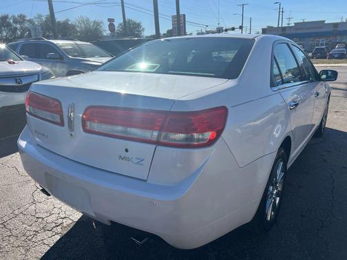2010 Lincoln MKZ Base