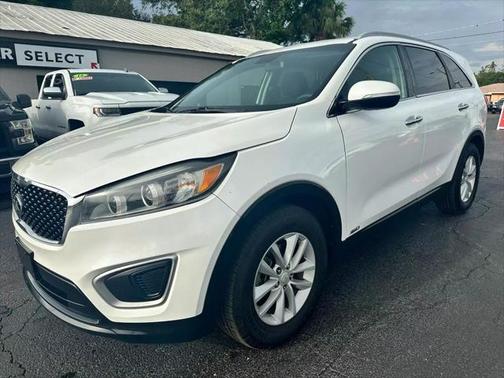 2016 Kia Sorento LX