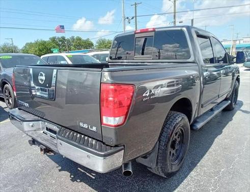 2004 Nissan Titan LE Crew Cab