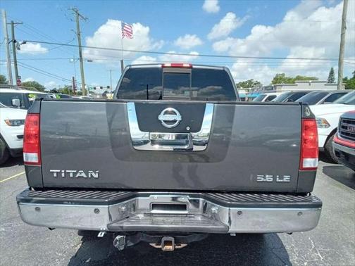 2004 Nissan Titan LE Crew Cab