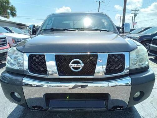 2004 Nissan Titan LE Crew Cab