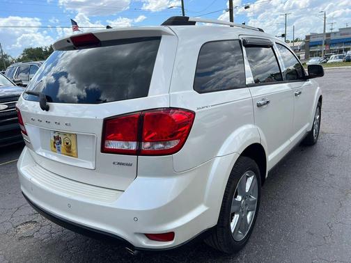 Pearl White Tri-Coat 2013 Dodge Journey Crew
