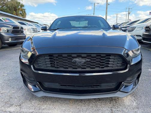 2015 Ford Mustang V6