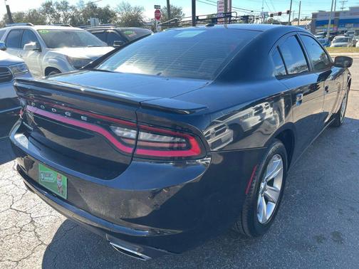 2015 Dodge Charger SE