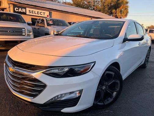2022 Chevrolet Malibu FWD LT
