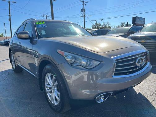 2014 INFINITI QX70 Base