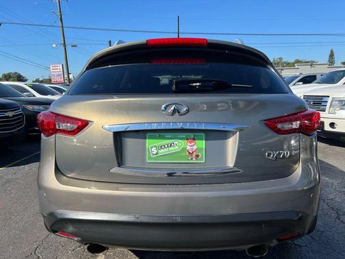 2014 INFINITI QX70 Base