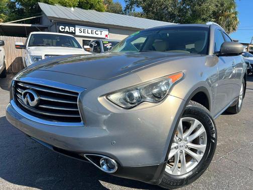2014 INFINITI QX70 Base