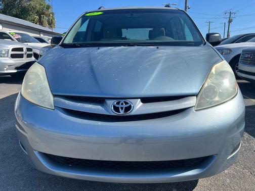 2007 Toyota Sienna CE