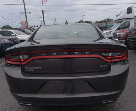 2016 Dodge Charger SXT