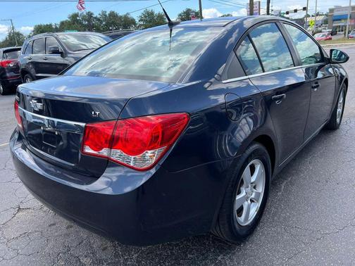 Blue 2014 Chevrolet Cruze 1LT