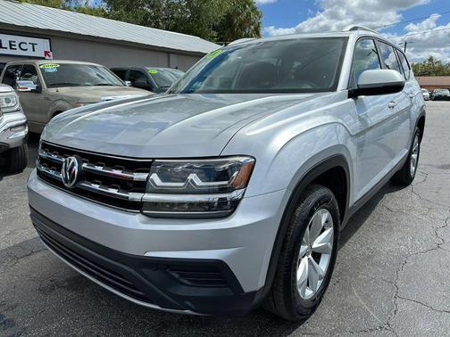 Reflex Silver Metallic 2018 Volkswagen Atlas 3.6L Launch Edition