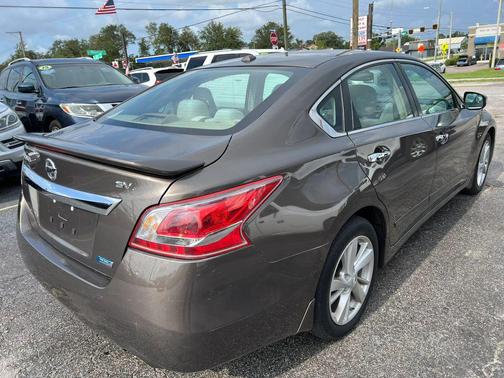 Java Metallic 2013 Nissan Altima 2.5 SV