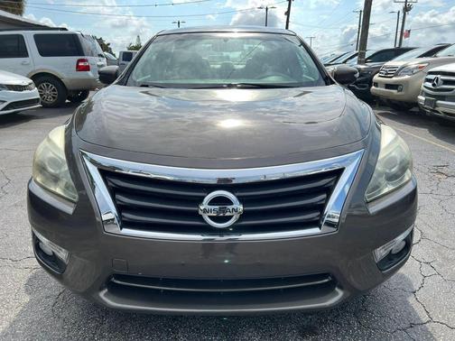Java Metallic 2013 Nissan Altima 2.5 SV