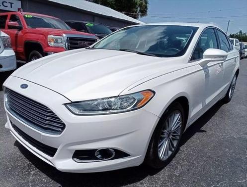2014 Ford Fusion SE