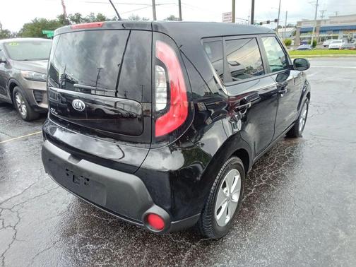 2016 Kia Soul Base