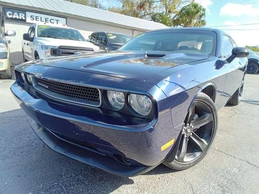 2014 Dodge Challenger SXT